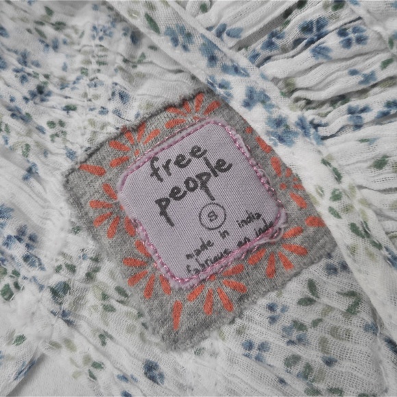 Free People Floral Flutter Sleeve Tunic Top S - Picture 7 of 7